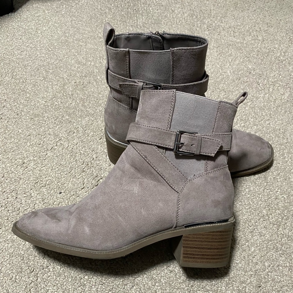 Liz Claiborne Booties